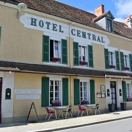 Hotel Le Central Boussac  Luaran gambar