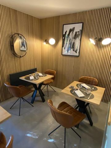Hotel Le Central Boussac  Luaran gambar