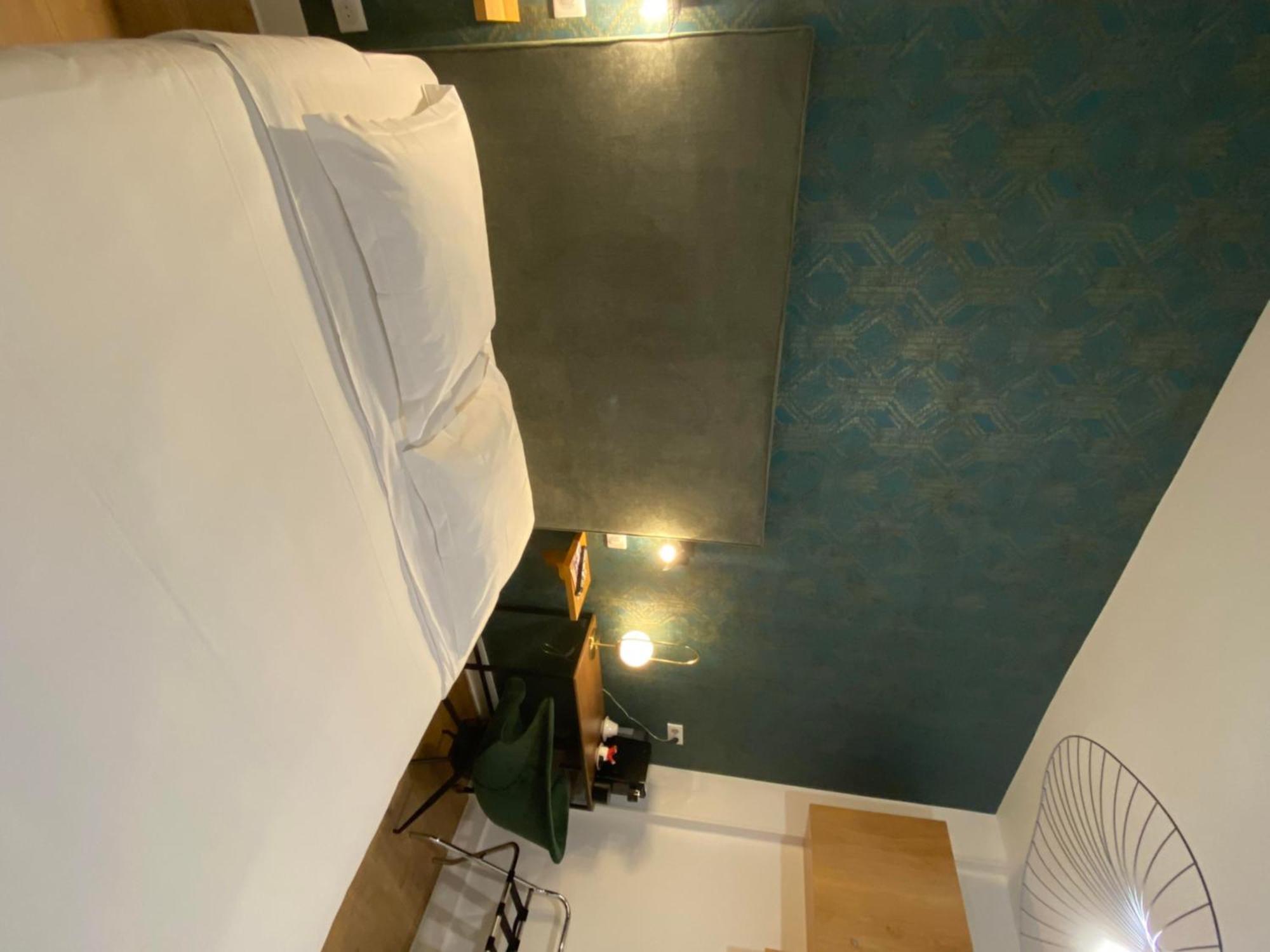 Hotel Le Central Boussac  Luaran gambar