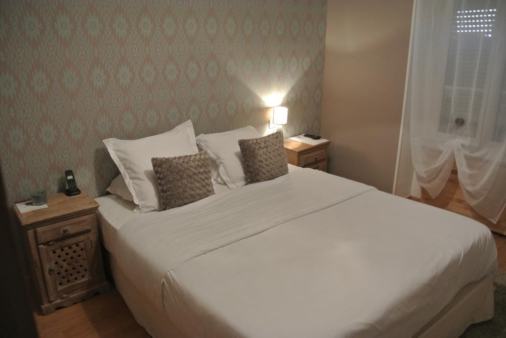 Hotel Le Central Boussac  Bilik gambar