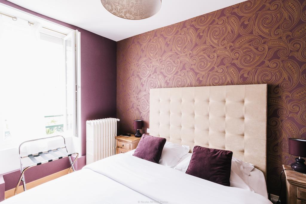 Hotel Le Central Boussac  Luaran gambar